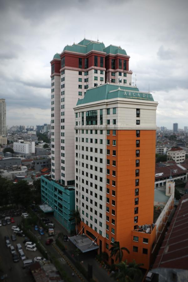 Horison Arcadia Mangga Dua Hotell Jakarta Exteriör bild