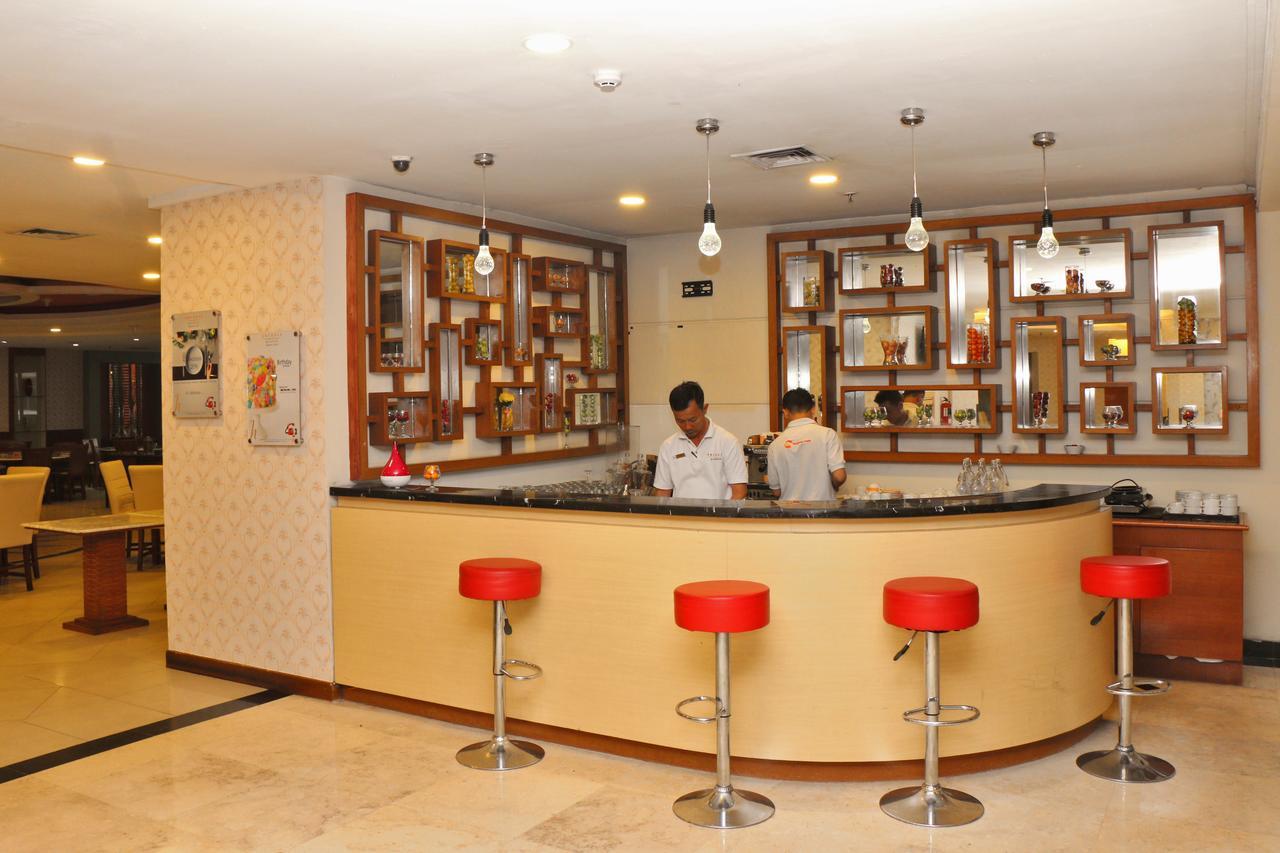 Horison Arcadia Mangga Dua Hotell Jakarta Exteriör bild
