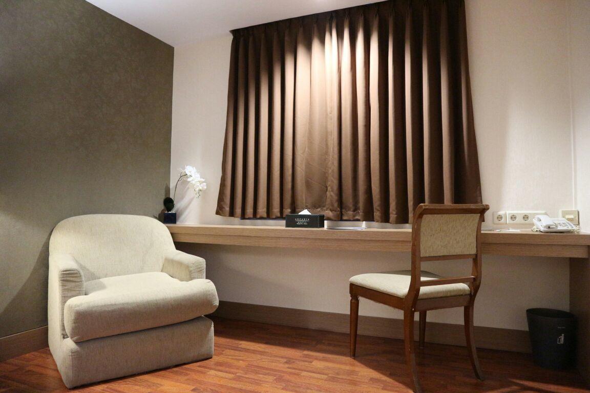 Horison Arcadia Mangga Dua Hotell Jakarta Exteriör bild