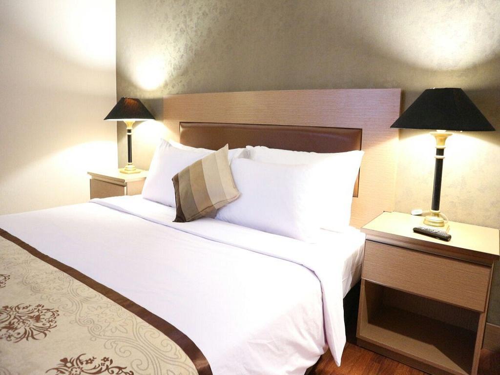 Horison Arcadia Mangga Dua Hotell Jakarta Exteriör bild