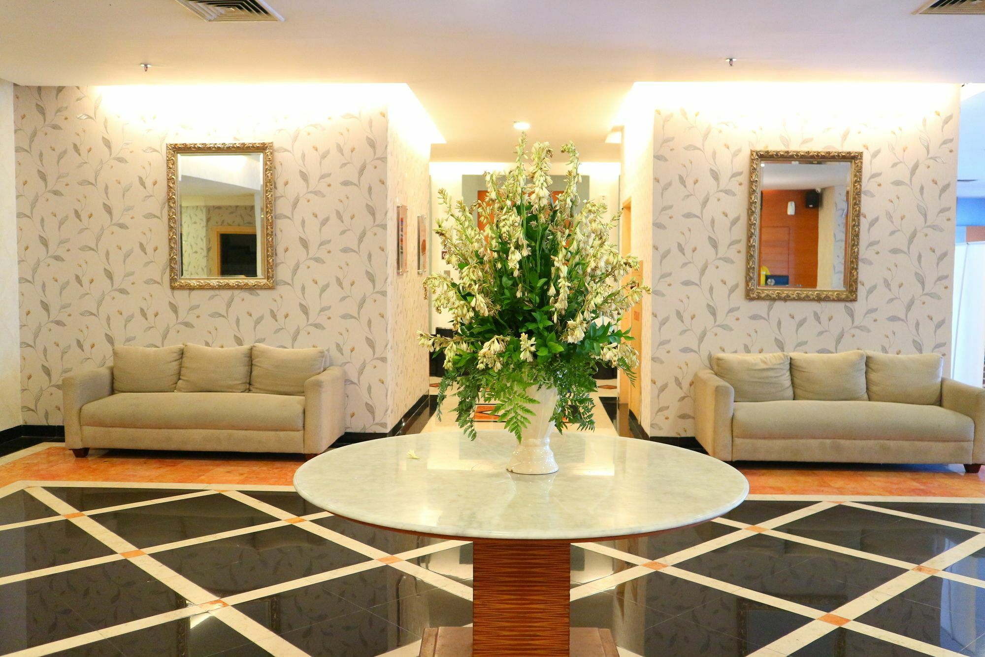 Horison Arcadia Mangga Dua Hotell Jakarta Exteriör bild